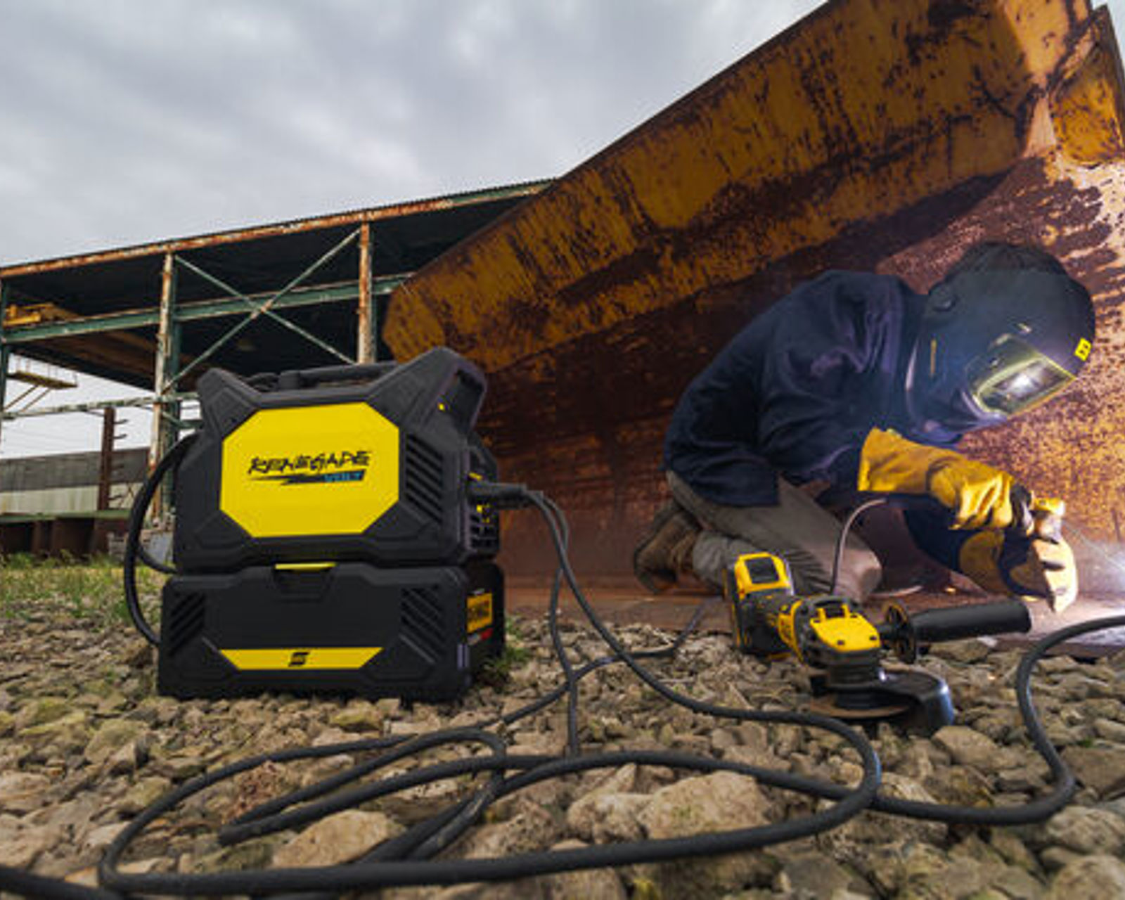 0009261_esab-renegade-volt-es-200i.jpeg